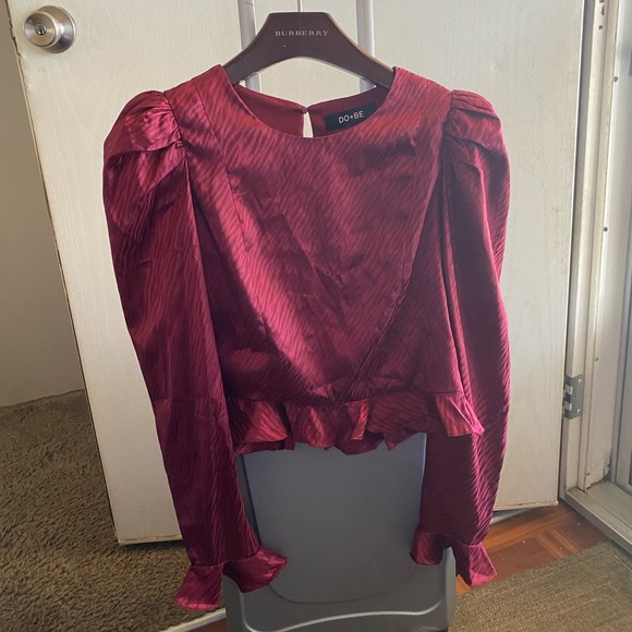 Various boutique brands tops - Picture 1 of 3